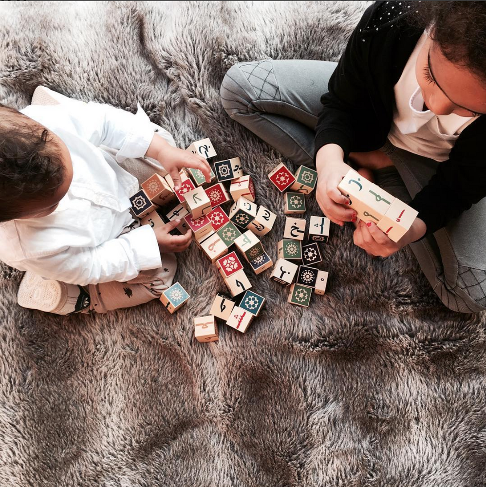 Do multilingual children have speech delay?